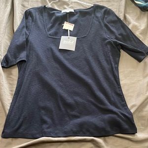 Navy blue. Business casual top. Brand new. Tags on. Size L